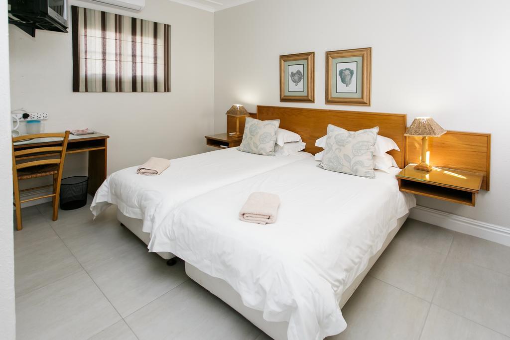 Wagon Wheel Country Lodge Beaufort West Eksteriør billede