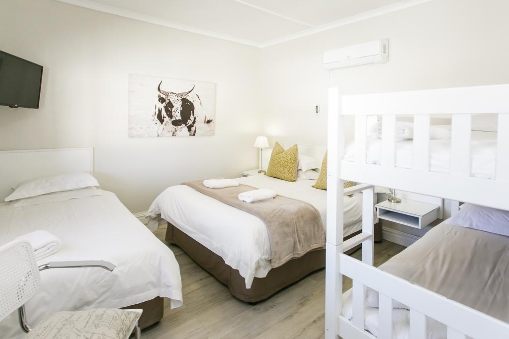 Wagon Wheel Country Lodge Beaufort West Eksteriør billede