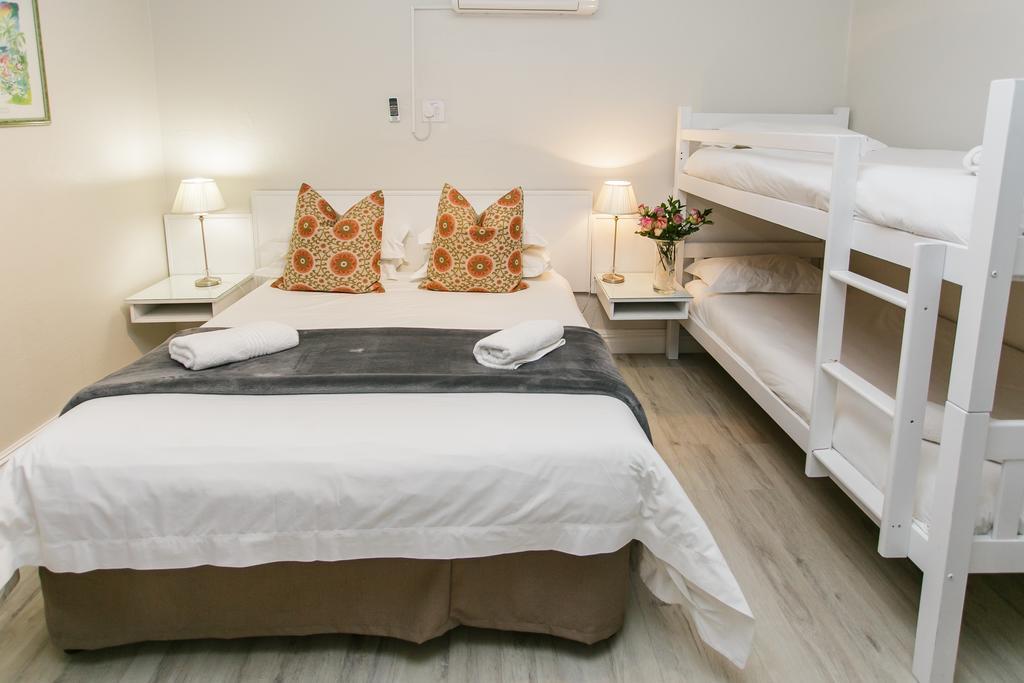 Wagon Wheel Country Lodge Beaufort West Eksteriør billede
