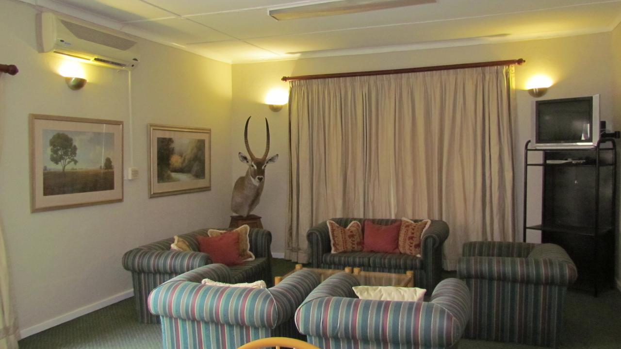 Wagon Wheel Country Lodge Beaufort West Eksteriør billede